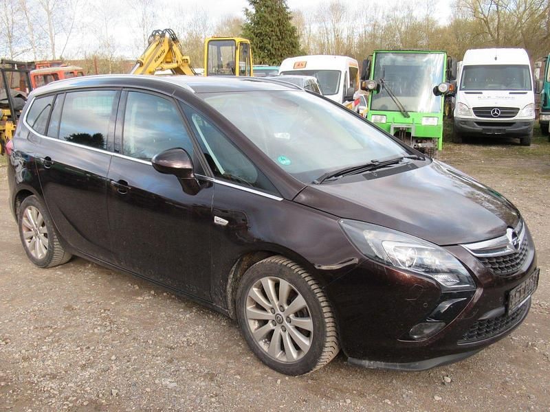 Gebraucht Opel Zafira Tourer Innovation 165 PS (121 kW) 2014 Braun Van / Kleinbus