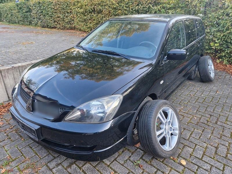 Gebraucht Mitsubishi Lancer Intense 135 PS (99 kW) 2007 Schwarz Kombi