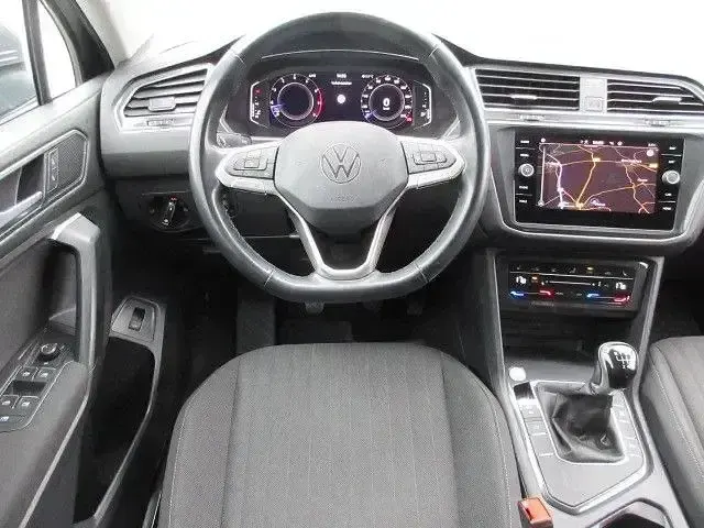 Gebraucht VW Tiguan Allspace 150 PS (110 kW) 2022 Blau SUV
