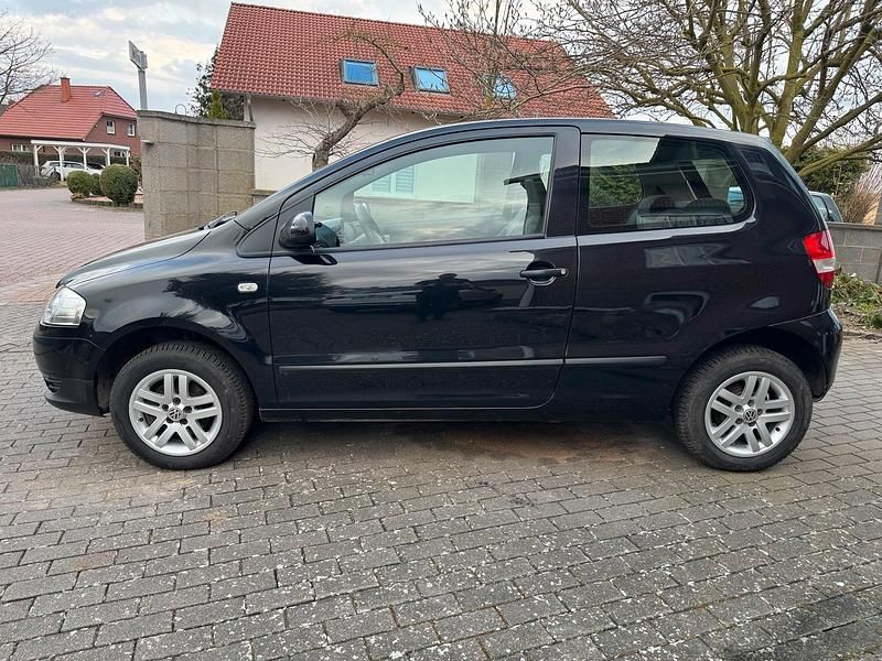 Usata VW Fox 75 CV (55 kW) 2006 Nero Utilitaria