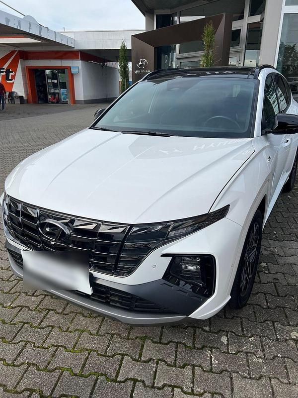 Weiß Gebraucht 2021 Hyundai Tucson N Line SUV | 29.800 € (Etwas zu teuer) - Bild 1/4