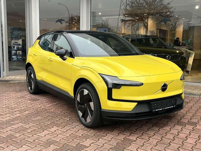 Moss yellow Gebraucht 2025 Volvo EX30 Plus SUV | 41.700 € (Superpreis) - Bild 1/4