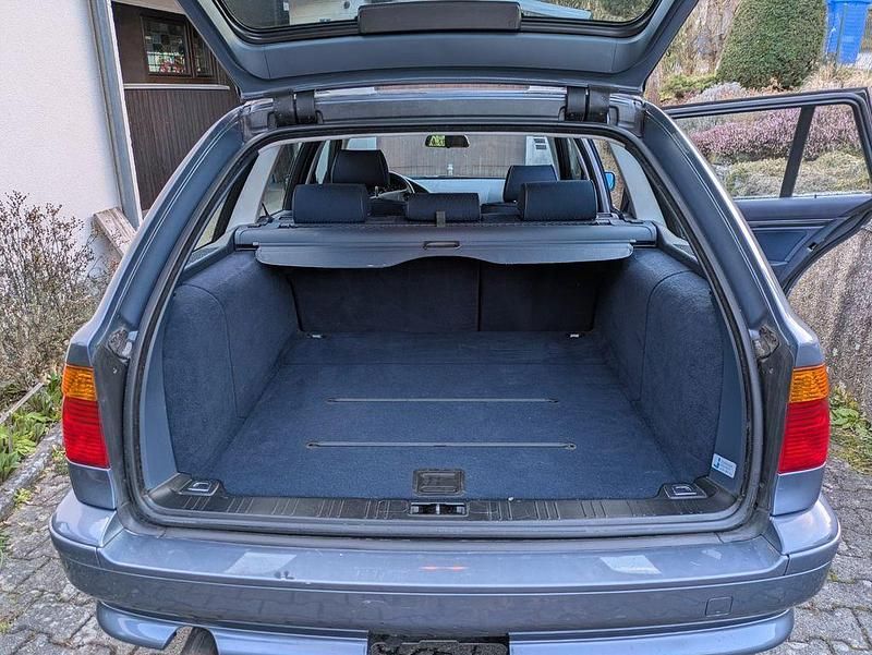 Usata BMW 520 170 CV (125 kW) 2001 Blu Station wagon