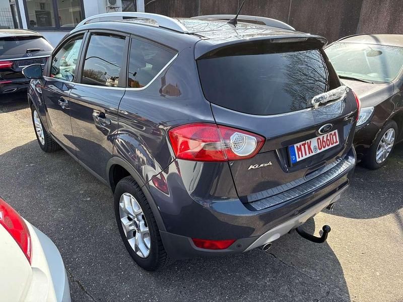 Gebraucht Ford Kuga Champions Edition 140 PS (102 kW) 2012 Grau SUV