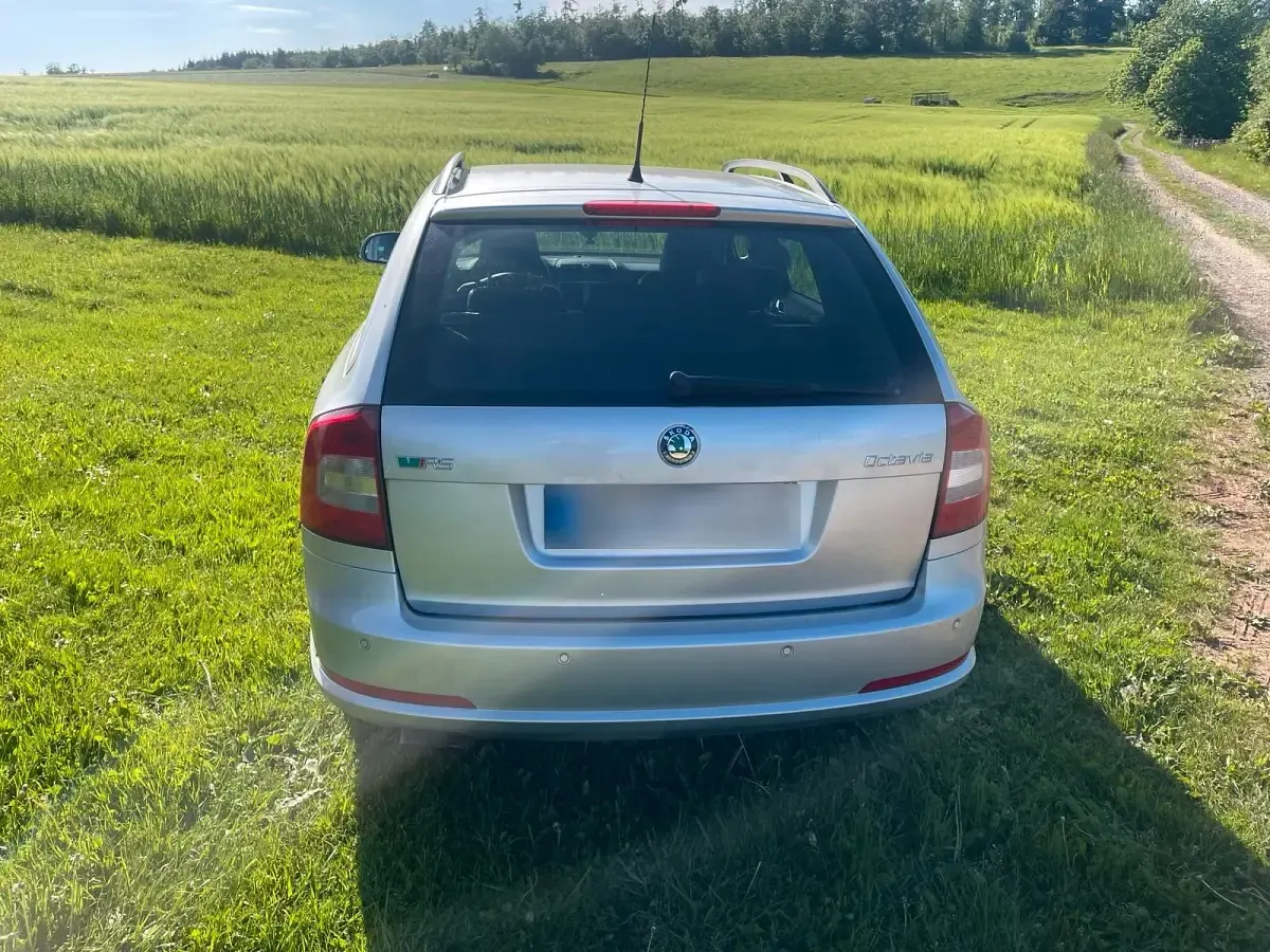 Gebraucht Skoda Octavia vRS 200 PS (147 kW) 2009 Silber Kombi