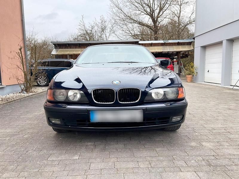Gebraucht BMW 528 193 PS (141 kW) 1998 Blau Limousine