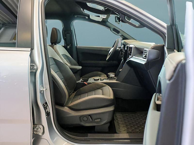 Neu VW Amarok 241 PS (177 kW) 2025 Silber Pickup