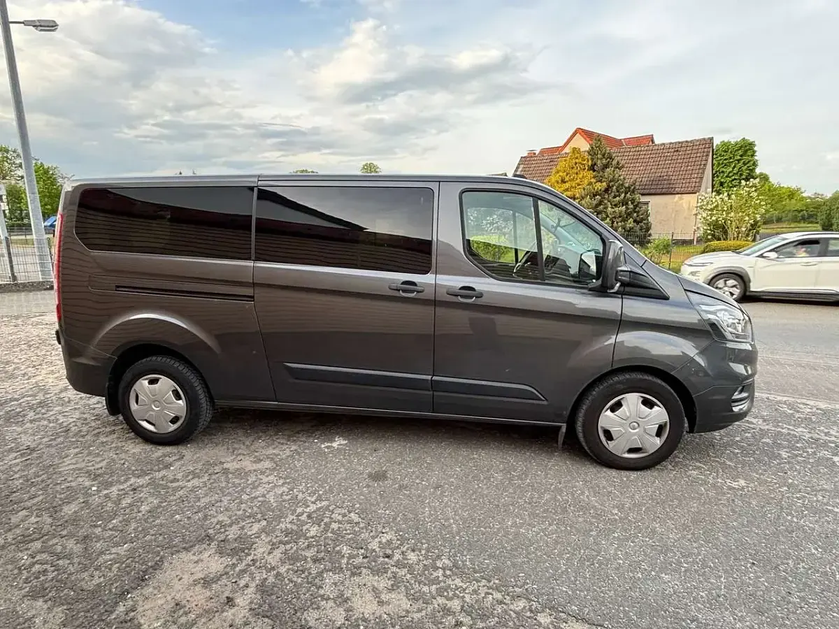 Gebraucht Ford Transit Custom Basis 185 PS (136 kW) 2019 Van