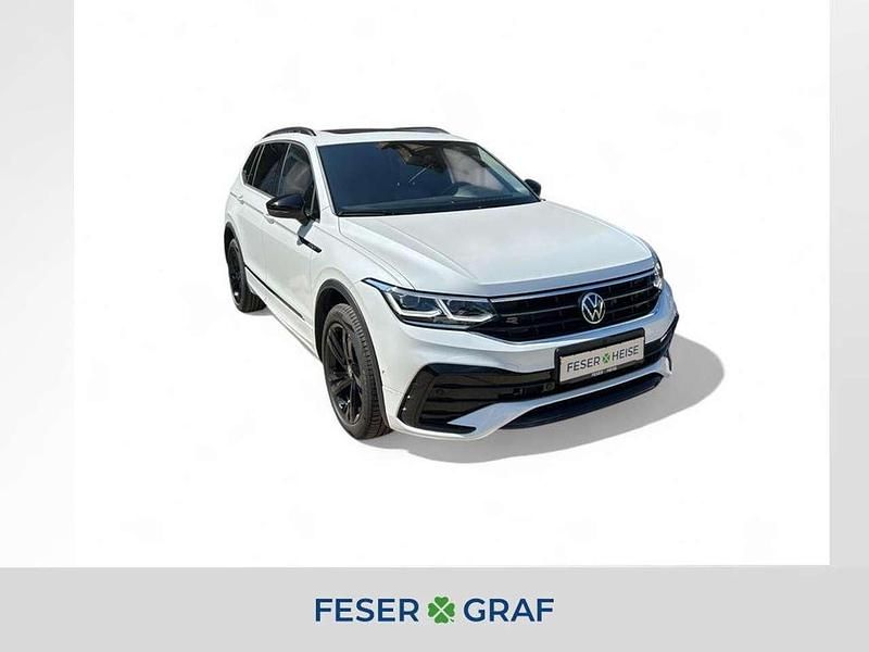 Oryxweiß perlmutteffekt Gebraucht 2024 VW Tiguan Allspace R-line SUV | 39.390 € (Guter Preis) - Bild 1/4
