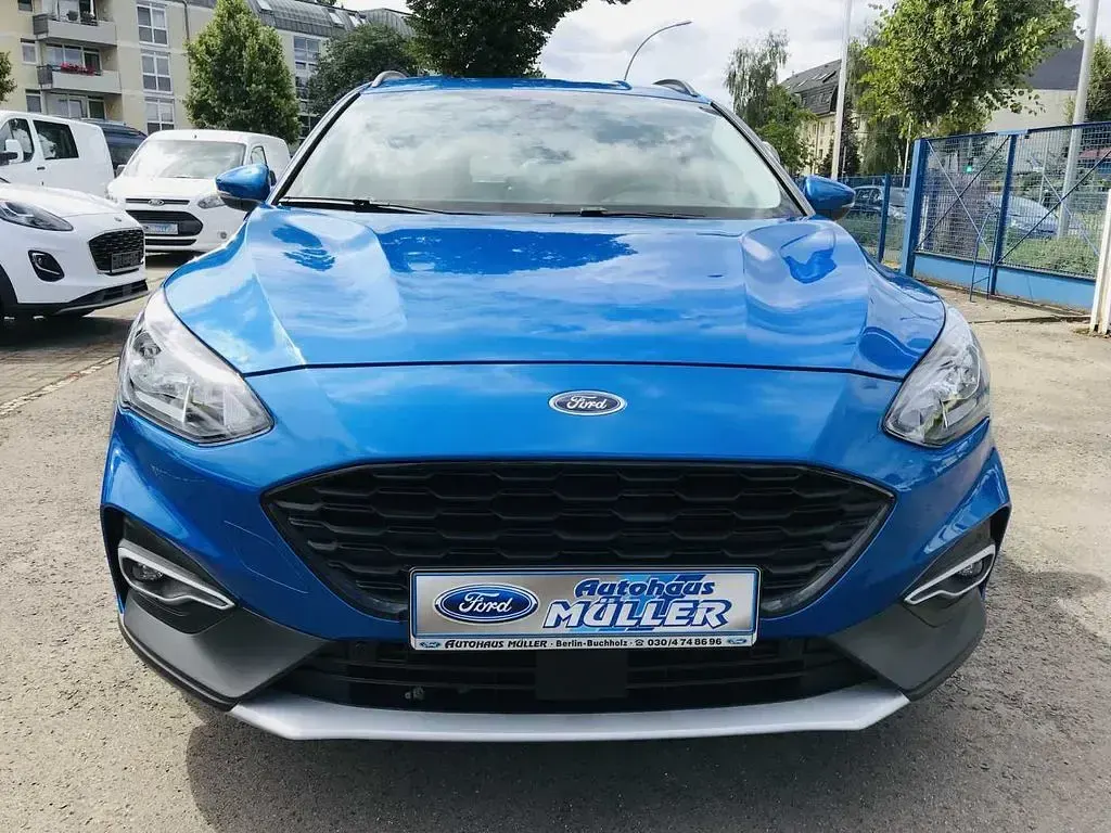 Gebraucht Ford Focus Active 125 PS (91 kW) 2020 Blau Kombi