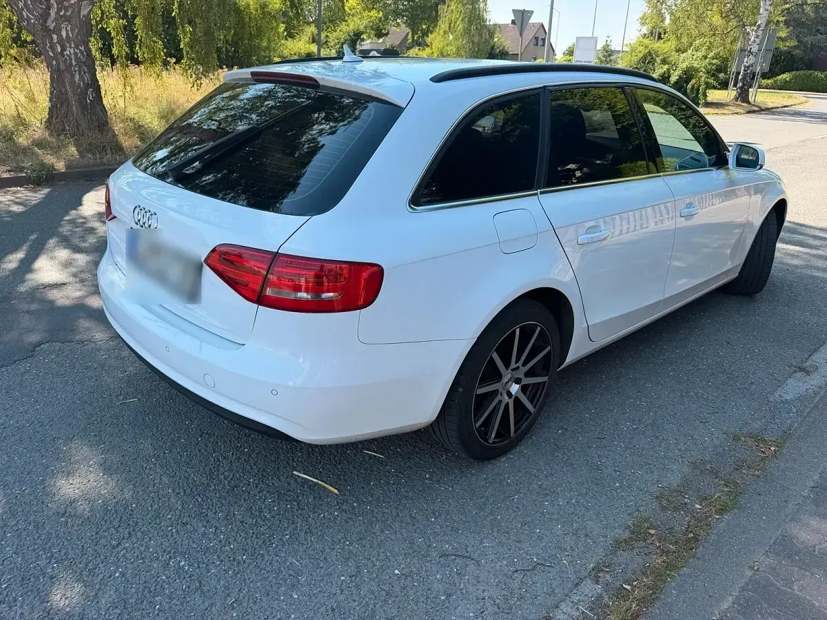 Gebraucht Audi A4 143 PS (105 kW) 2012 Kombi