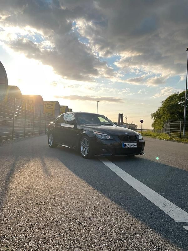 Gebraucht BMW 530 M Sport 272 PS (200 kW) 2008 Schwarz Limousine