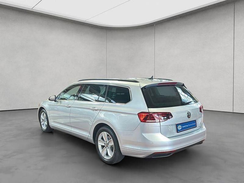 Gebraucht VW Passat Business 200 PS (147 kW) 2022 Silber Kombi
