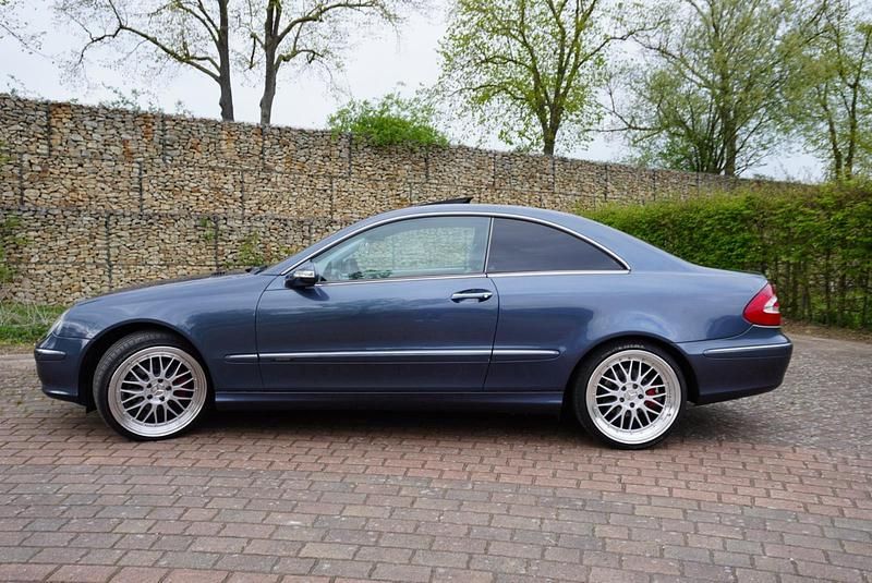 Gebraucht Mercedes CLK240 170 PS (125 kW) 2002 Blau Coupé