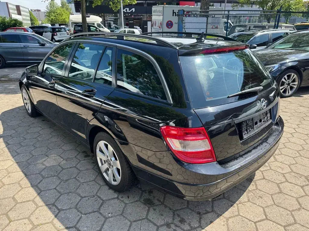 Gebraucht Mercedes C200 136 PS (100 kW) 2008 Schwarz Limousine