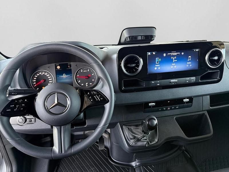 Nowe Mercedes Sprinter 125 KM (91 kW) 2026 Srebrny Van