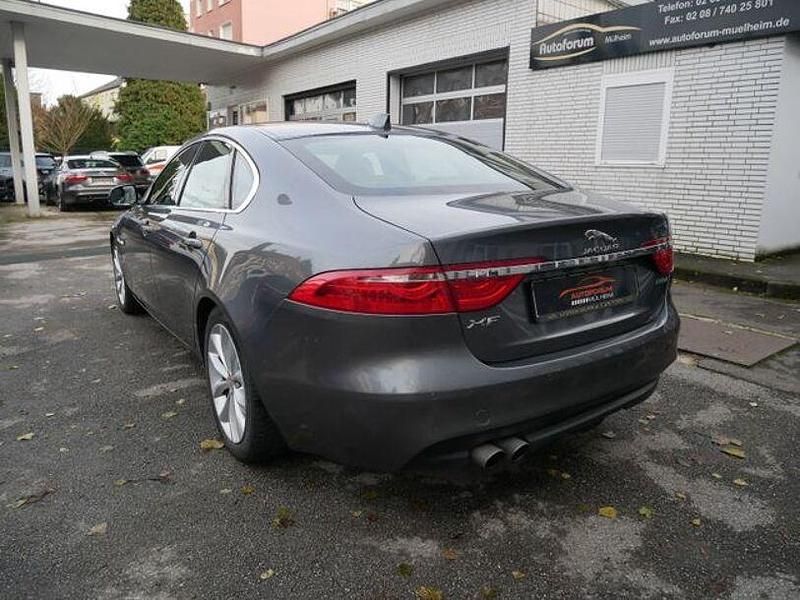 Gebraucht Jaguar XF Portfolio 324 PS (238 kW) 2016 Grau Limousine