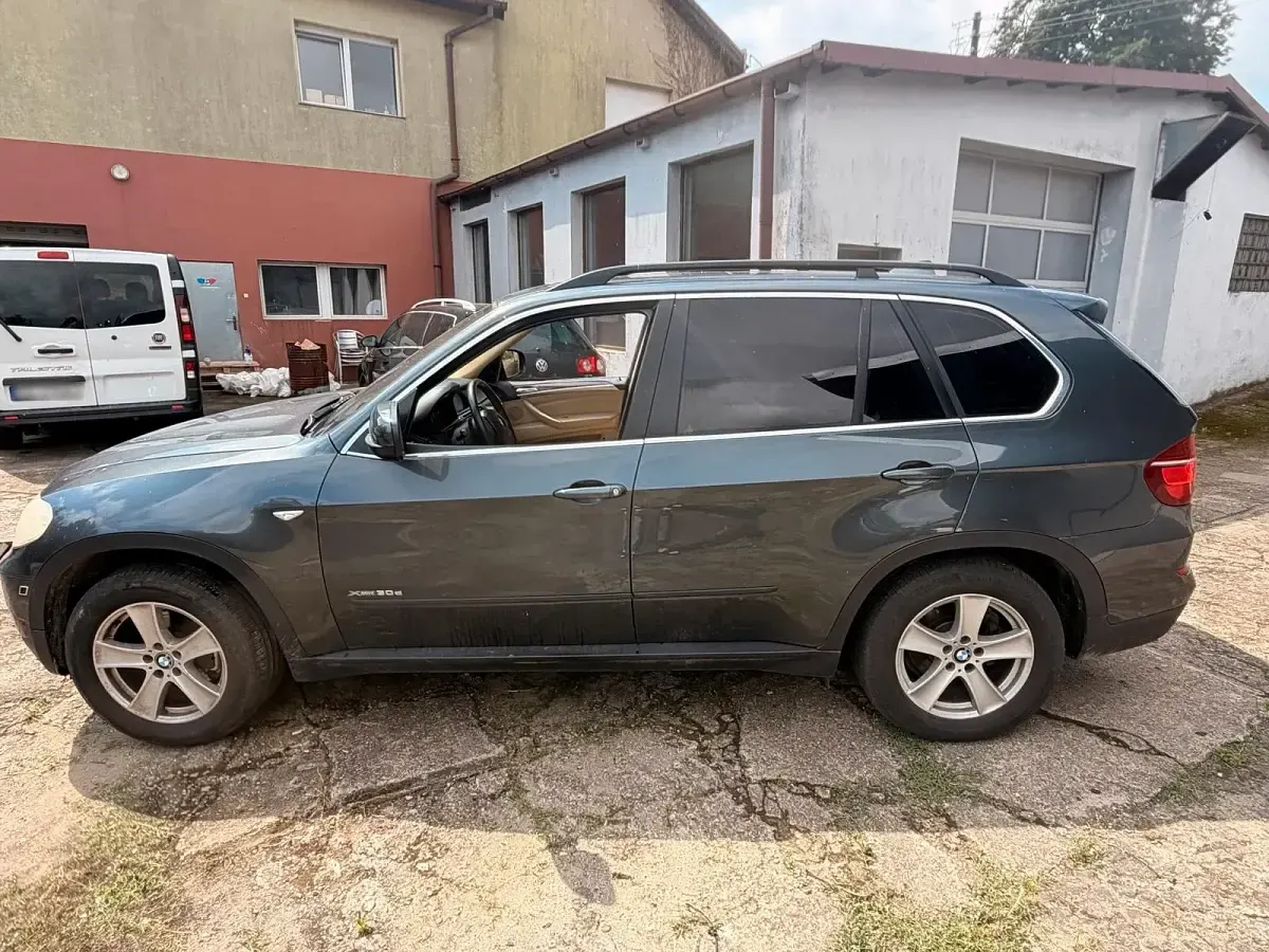 Gebraucht BMW X5 250 PS (183 kW) 2011 Blau SUV