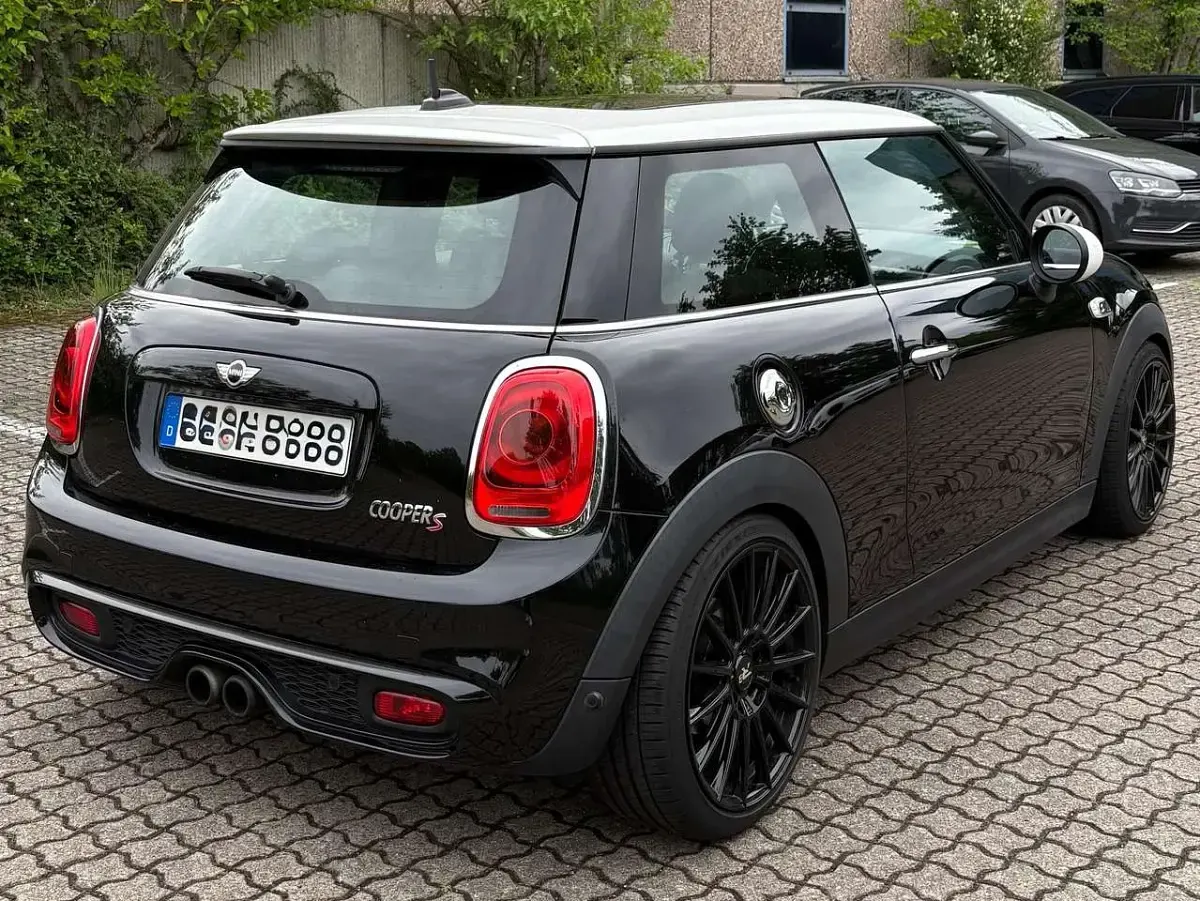 Gebraucht Mini John Cooper Works 192 PS (141 kW) 2014 Schwarz Kleinwagen