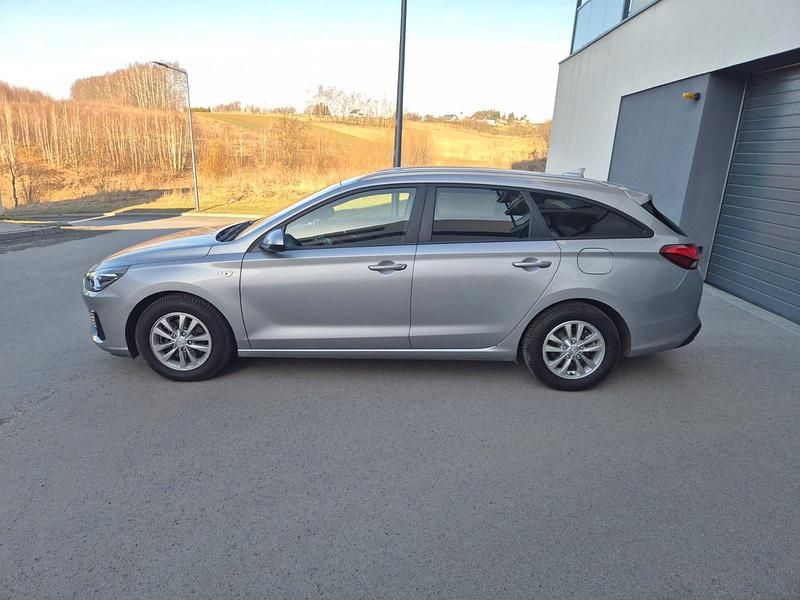 Gebraucht Hyundai i30 120 PS (88 kW) 2022 Kombi