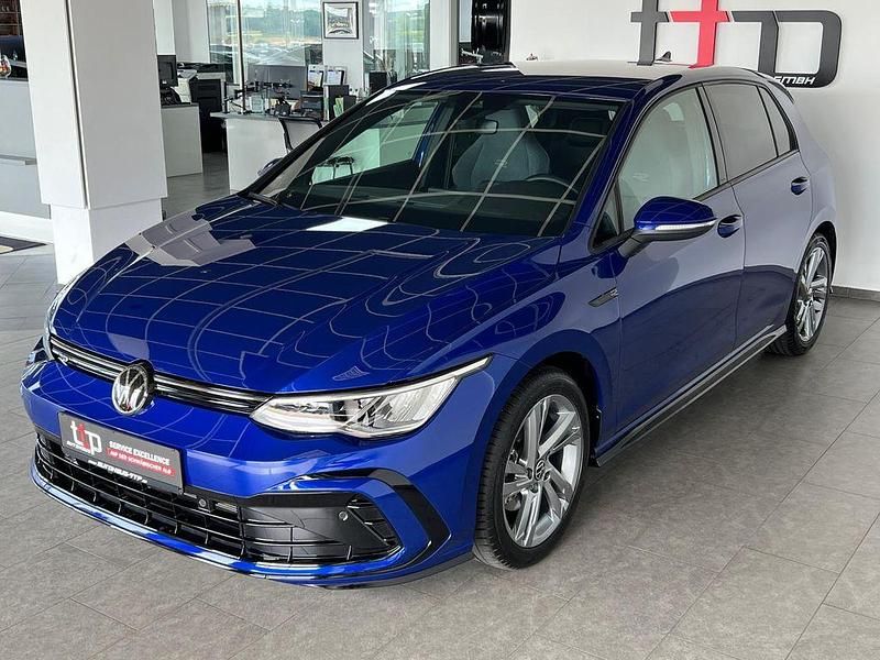 Lapiz blue metallic Gebraucht 2024 VW Golf R-line Limousine | 25.850 € (Guter Preis) - Bild 1/4