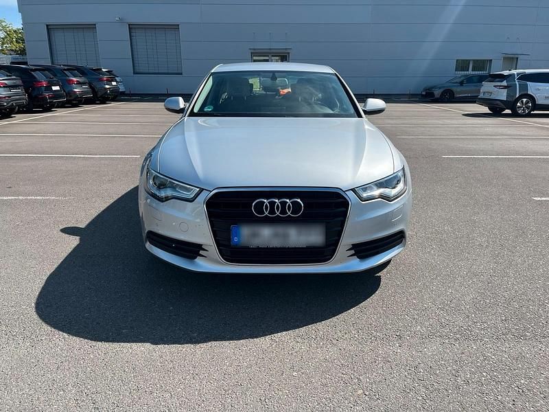 Silber Gebraucht 2013 Audi A6 Limousine | 8.700 € (Superpreis) - Bild 1/4
