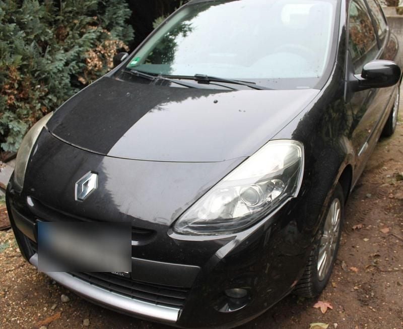 Schwarz Gebraucht 2010 Renault Clio II Dynamique Kleinwagen | 2.500 € (Fairer Preis) - Bild 1/4