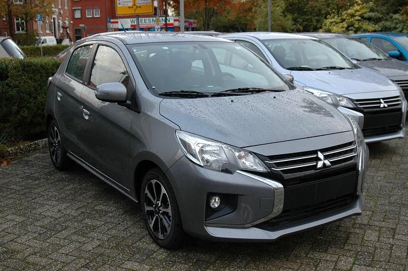 Gebraucht Mitsubishi Space Star 80 PS (58 kW) 2021 Grau Kleinwagen