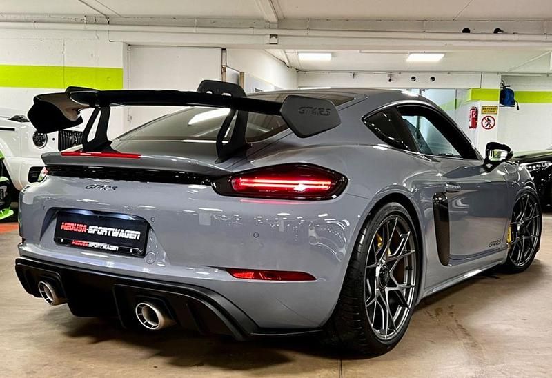 Gebraucht Porsche Cayman 500 PS (367 kW) 2022 Arktik grau Coupé