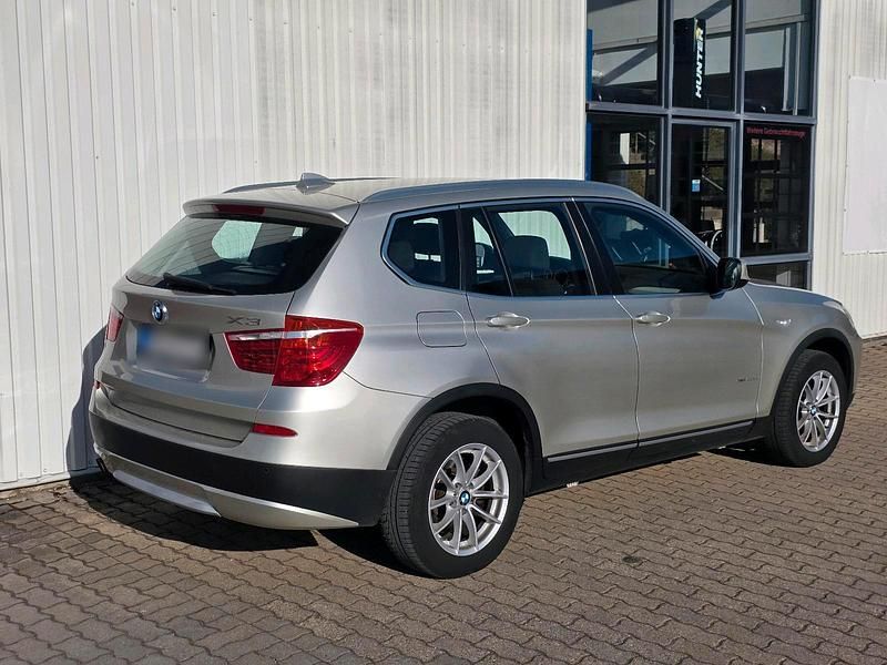 Gebraucht BMW X3 xLine 184 PS (135 kW) 2011 Silber SUV