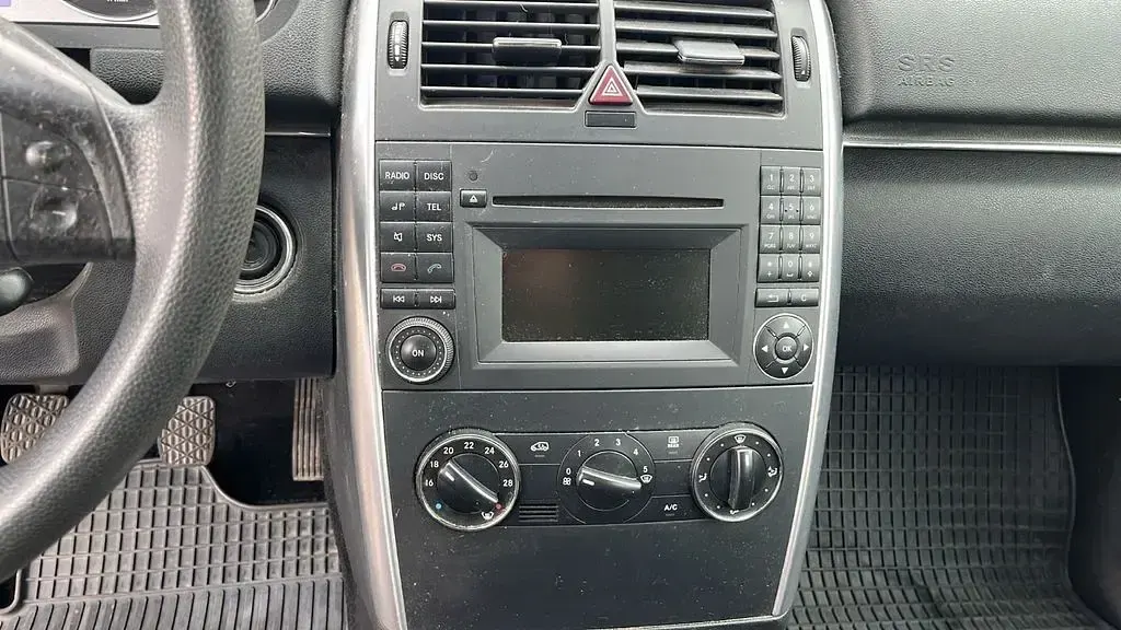Gebraucht Mercedes B170 116 PS (85 kW) 2009 Silber Van / Kleinbus