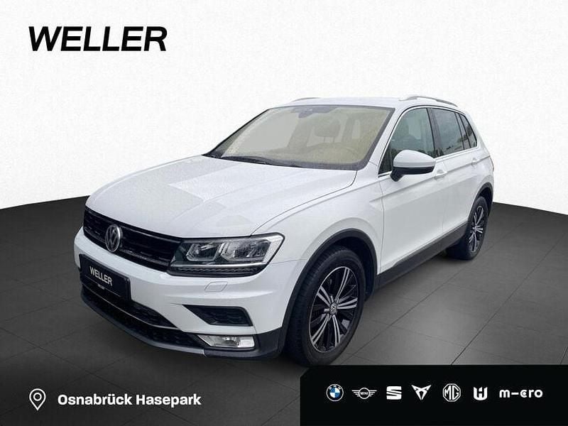 Purewhite (weiß) Gebraucht 2017 VW Tiguan Highline SUV | 19.990 € (Guter Preis) - Bild 1/4
