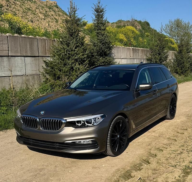Braun Gebraucht 2017 BMW 520 Kombi | 20.000 € (Fairer Preis) - Bild 1/4