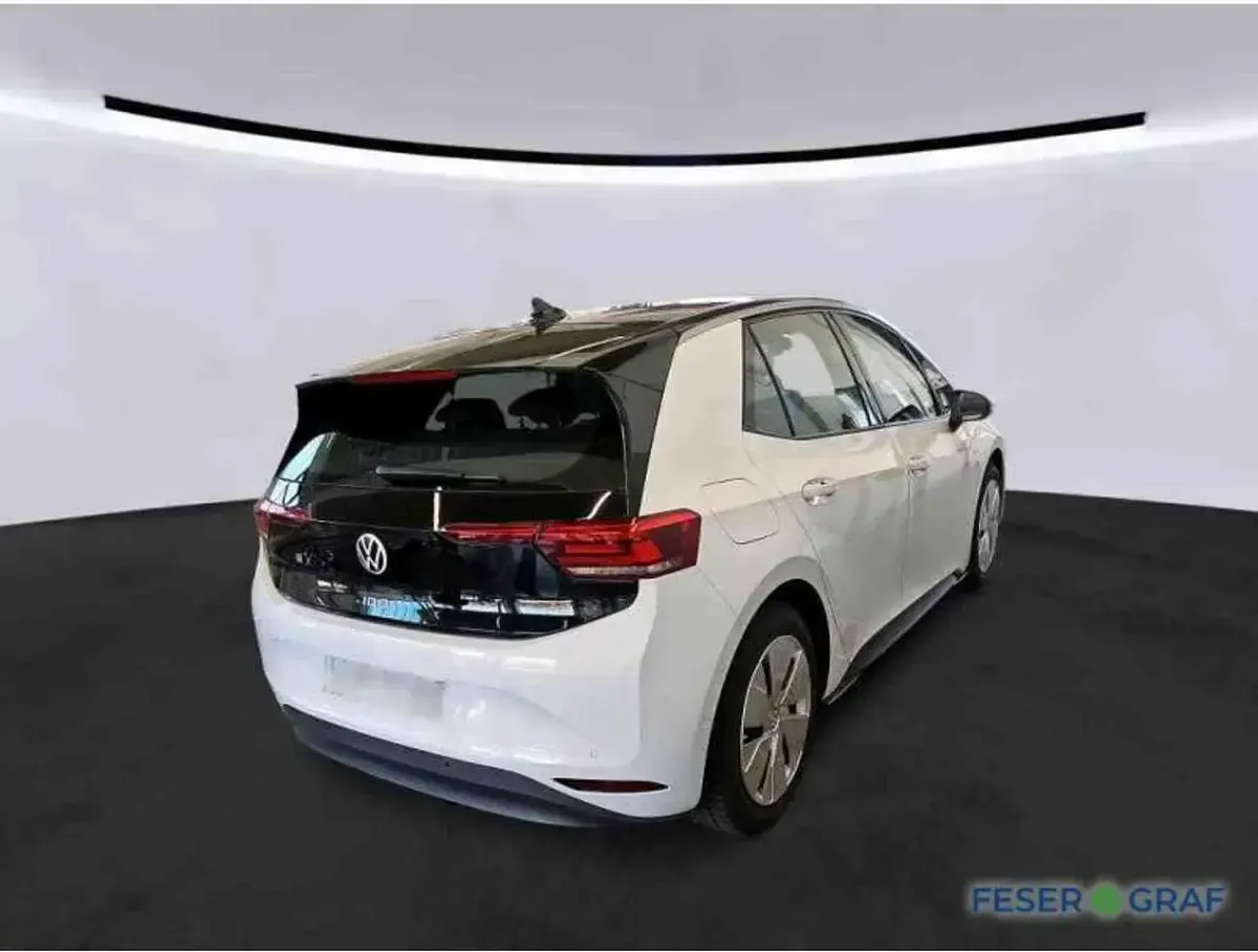 Gebraucht VW ID.3 Pro 150 kW (204 PS) 2024 Gletscherweiß Kleinwagen