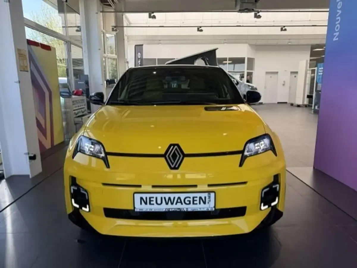 Neu Renault 5 E-Tech Iconic 110 kW (150 PS) 2026 Pop yellow + black pearlschwa Limousine