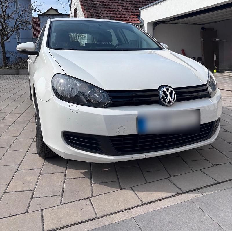 Usata VW Golf VI Trendline 80 CV (58 kW) 2009 Bianco Utilitaria
