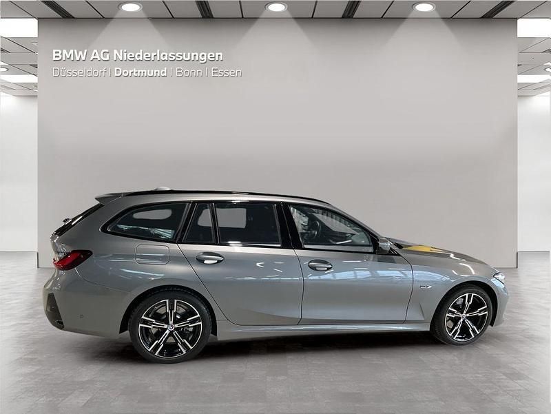 Gebraucht BMW 320e M Sport 163 PS (119 kW) 2022 Grau Kombi