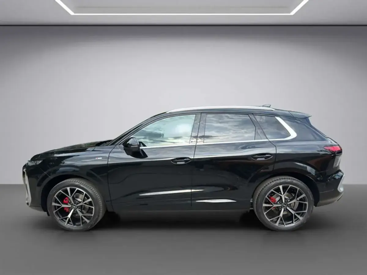 Gebraucht Audi Q3 Sport 150 PS (110 kW) 2026 Schwarz SUV