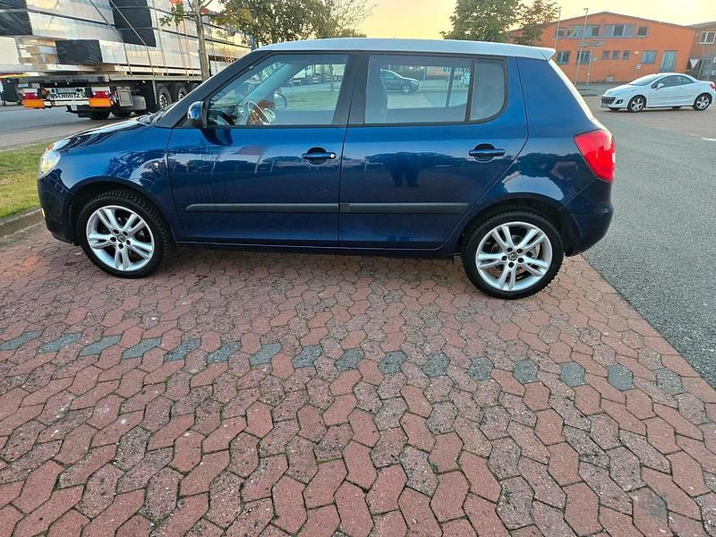 Gebraucht Skoda Fabia 86 PS (63 kW) 2008 Blau Kleinwagen