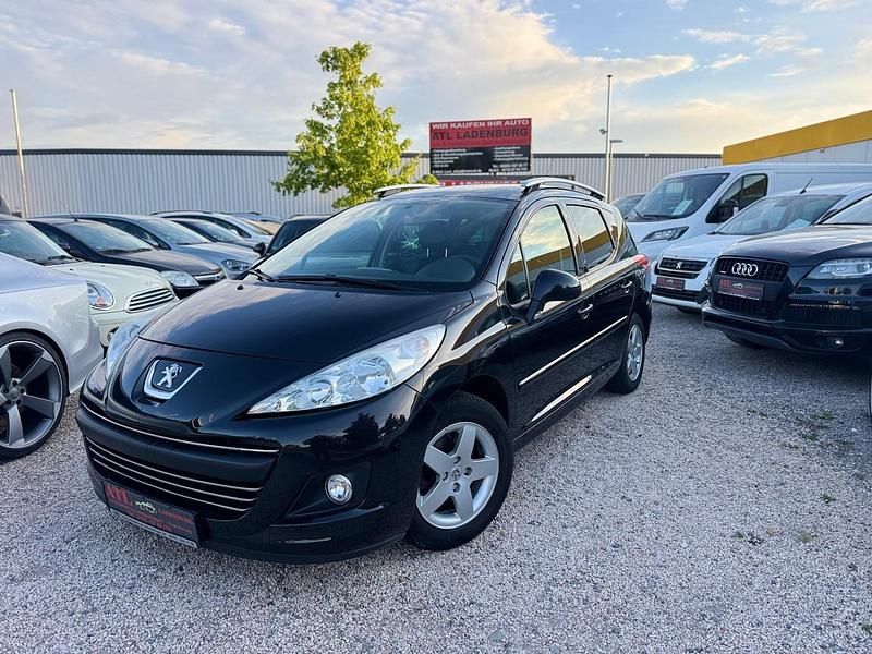 Schwarz Gebraucht 2011 Peugeot 207 Premium Kombi | 3.950 € (Etwas zu teuer) - Bild 1/4