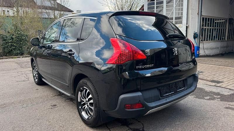 Gebraucht Peugeot 3008 Active 111 PS (81 kW) 2012 Schwarz Kombi
