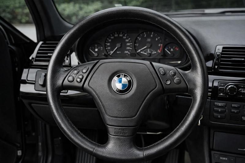 Occasion BMW 318 118 ch (86 kW) 2002 Andere farben Coupé