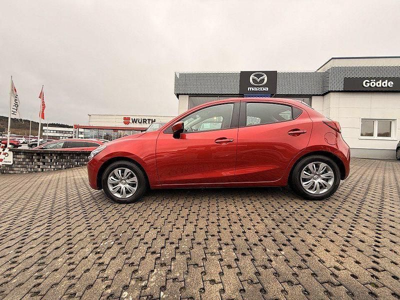 Gebraucht Mazda 2 Touring 75 PS (55 kW) 2016 Rot Kleinwagen