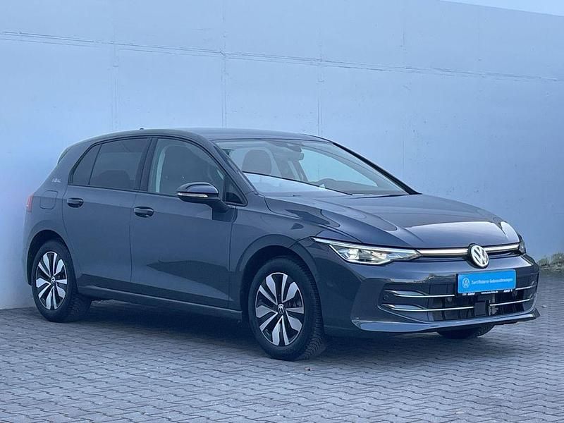Usata VW Golf VIII Goal 150 CV (110 kW) 2025 Grigio Berlina