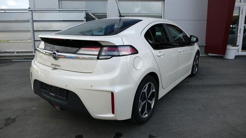 Gebraucht Opel Ampera Edition 151 PS (111 kW) 2013 Weiß Kleinwagen