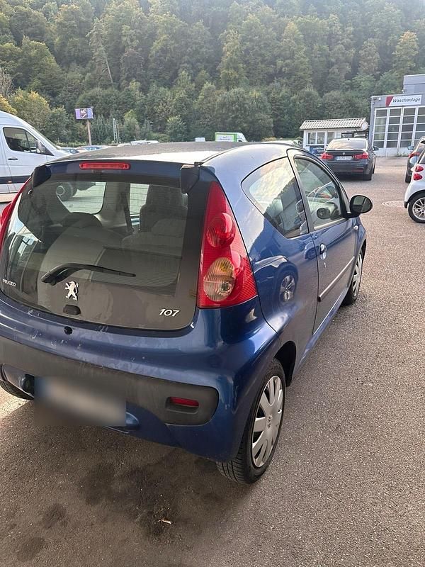 Gebraucht Peugeot 107 68 PS (50 kW) 2005 Blau Kleinwagen