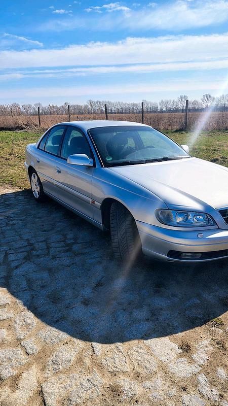 Gebraucht Opel Omega 173 PS (127 kW) 2000 Silber Limousine