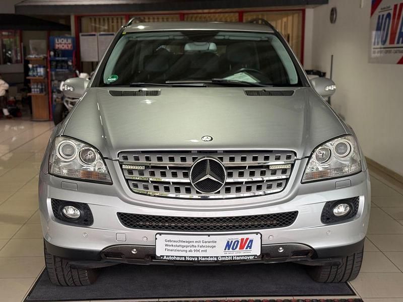 Silber Gebraucht 2007 Mercedes ML350 SUV | 8.990 € (Fairer Preis) - Bild 1/4