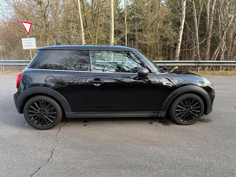 Gebraucht Mini ONE 102 PS (75 kW) 2019 Schwarz Kleinwagen