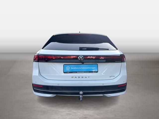 Gebraucht VW Passat Business 150 PS (110 kW) 2024 Weiß Kombi